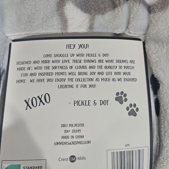 Pickle & Dot GRAY PINK BLUE French Bulldog “Chillin” Throw Blanket 60x70" NWT - Picture 3 of 8